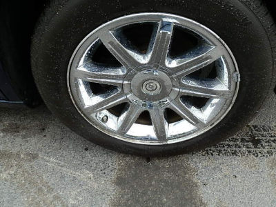 2006 Chrysler 300C -
   Cars.com </title>
   <meta name="title" content="2006 Chrysler 300C - Cars.com"/>
   <meta name="description" content="Listed on Cars.com