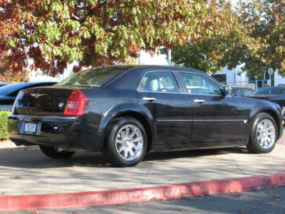 2006 Chrysler 300C  Base -
   Cars.com </title>
   <meta name="title" content="2006 Chrysler 300C  Base - Cars.com"/>
   <meta name="description" content="Listed on Cars.com