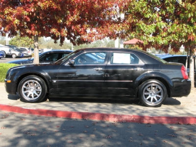 2006 Chrysler 300C  Base -
   Cars.com </title>
   <meta name="title" content="2006 Chrysler 300C  Base - Cars.com"/>
   <meta name="description" content="Listed on Cars.com