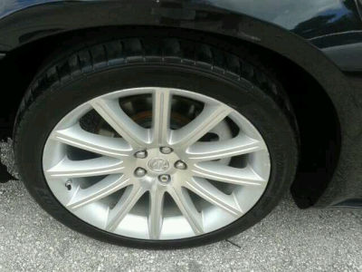 2007 Chrysler 300C  Base -
   Cars.com </title>
   <meta name="title" content="2007 Chrysler 300C  Base - Cars.com"/>
   <meta name="description" content="Listed on Cars.com