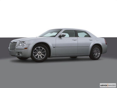 2005 Chrysler 300C  Base -
   Cars.com </title>
   <meta name="title" content="2005 Chrysler 300C  Base - Cars.com"/>
   <meta name="description" content="Listed on Cars.com