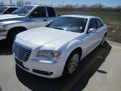 2013 Chrysler 300C Luxury Series -
Cars.com </title>
<meta name="title" content="2013 Chrysler 300C Luxury Series - Cars.com"/>
<meta name="description" content="Listed on Cars.com
