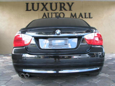 2006 BMW 325  i