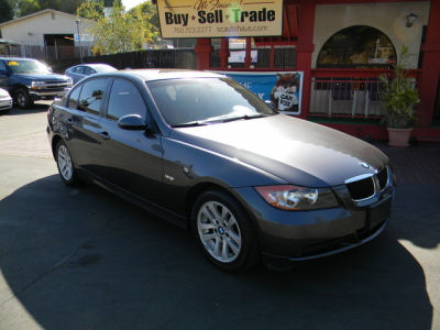 2006 BMW 325  i