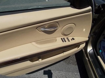 2006 BMW 325  i