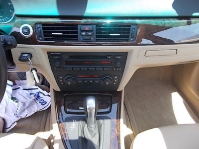 2006 BMW 325  i