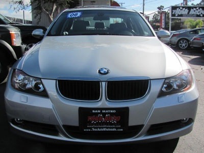 2006 BMW 325  xi