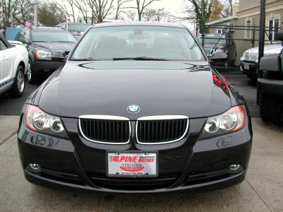 2006 BMW 325  xi