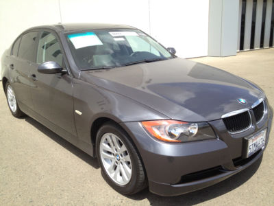 2006 BMW 325  i