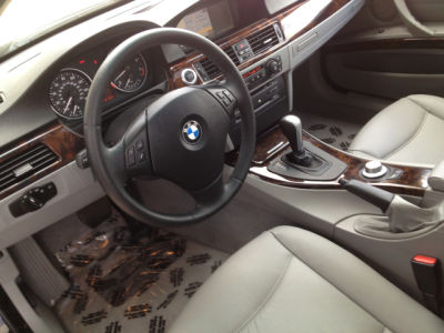 2006 BMW 325  i