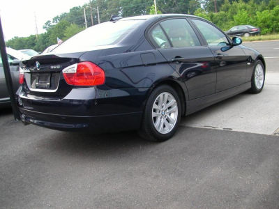 2006 BMW 325 i