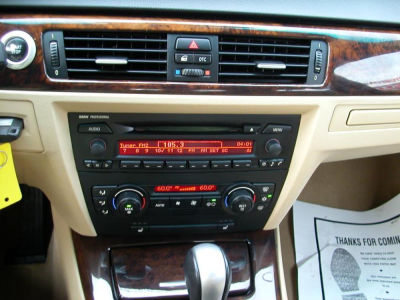 2006 BMW 325 i