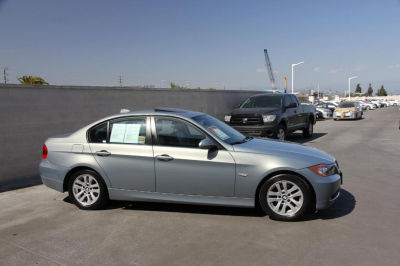 2006 BMW 325  i
