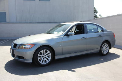 2006 BMW 325  i