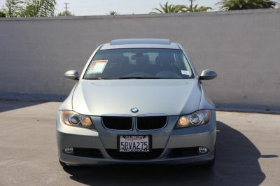 2006 BMW 325  i