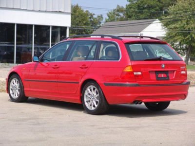 2004 BMW 325 iT