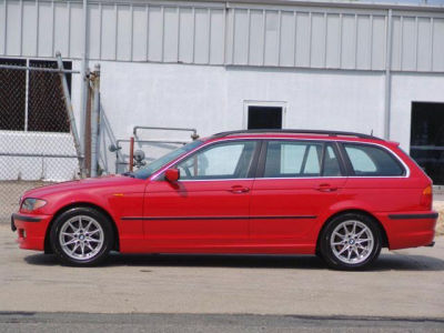 2004 BMW 325 iT