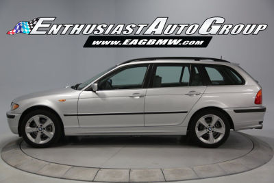 2004 BMW 325  xiT