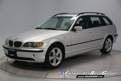 2004 BMW 325  xiT