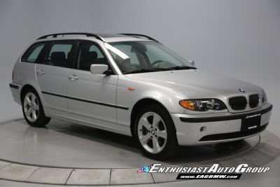 2004 BMW 325  xiT