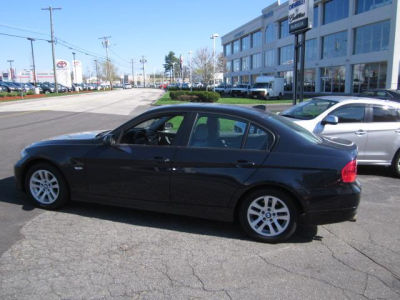 2006 BMW 325  xi