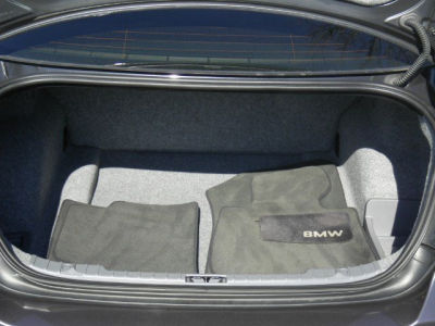 2006 BMW 325  i