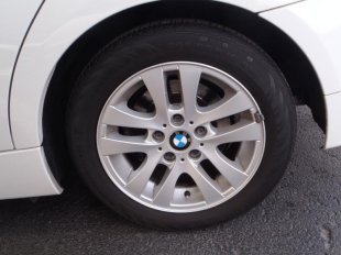 2006 BMW 325 i
