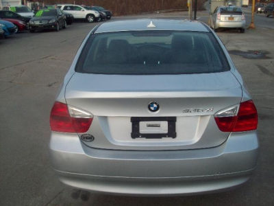2006 BMW 325 xi