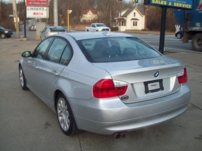 2006 BMW 325 xi