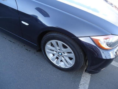 2006 BMW 325 i