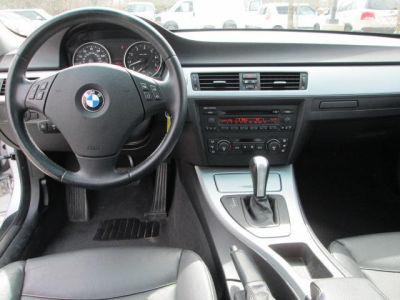2006 BMW 325 i