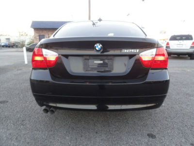 2006 BMW 325  i