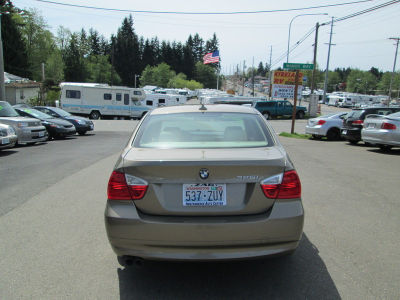 2006 BMW 325  i