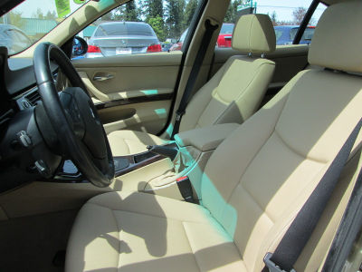 2006 BMW 325  i