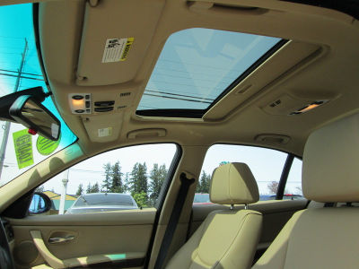2006 BMW 325  i