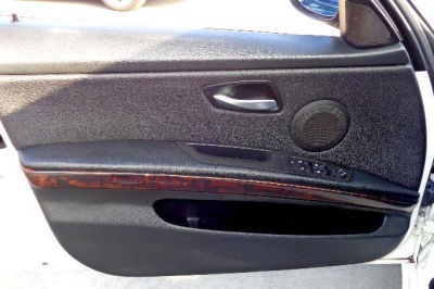 2006 BMW 325  i