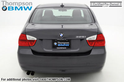 2006 BMW 325  i