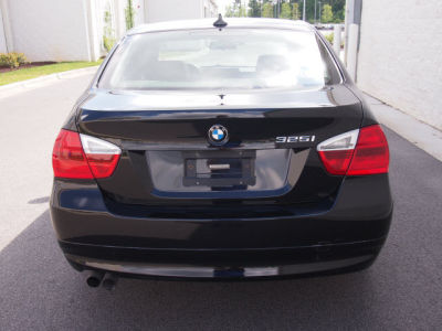 2006 BMW 325 i