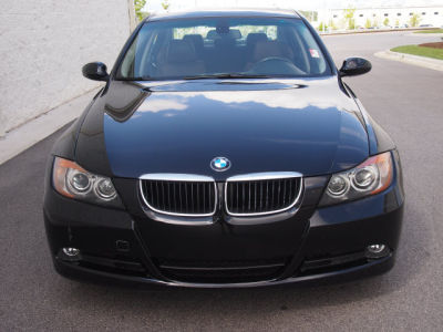 2006 BMW 325 i