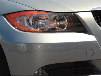 2006 BMW 325  i