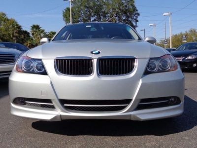 2006 BMW 325  i