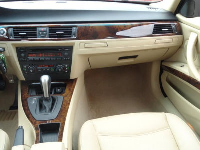 2006 BMW 325 i