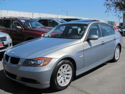 2006 BMW 325  i