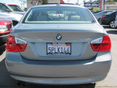 2006 BMW 325  i