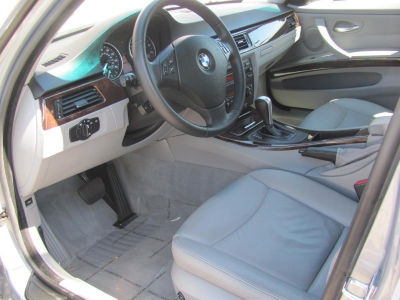 2006 BMW 325  i