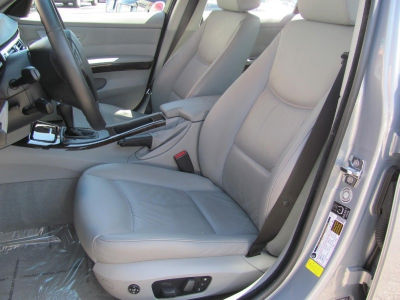 2006 BMW 325  i