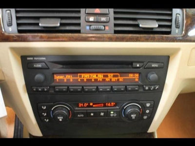 2006 BMW 325 i