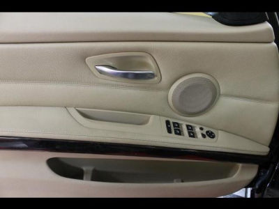 2006 BMW 325 i