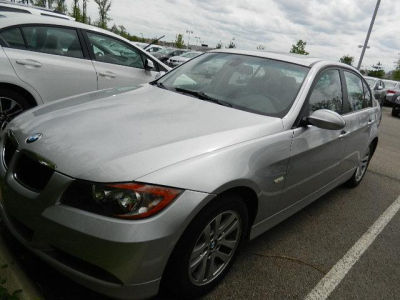 2006 BMW 325  i