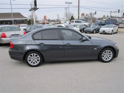 2006 BMW 325  i